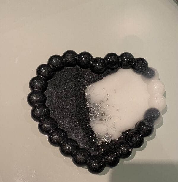 Vide poche coeur noir et blanc