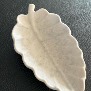 Vide poche feuille marbré en Jesmonite